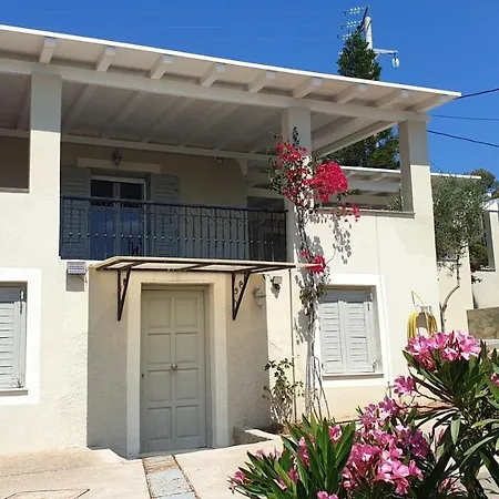 Дом отдыха House With Sea View In Porto Heli, Fireplace And Garden