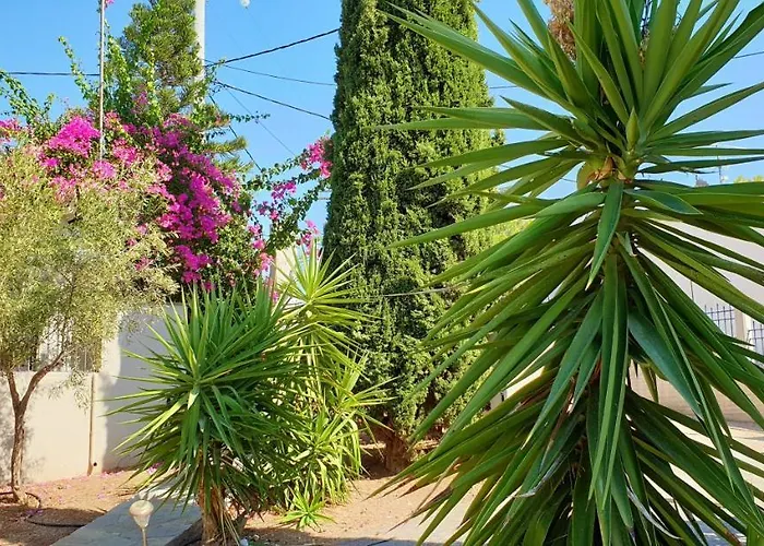 Дом отдыха House With Sea View In Porto Heli, Fireplace And Garden Порто Хели